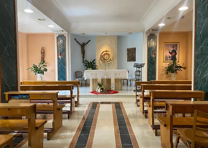 Casa Per Ferie Suore Salesiane Dei Sacri Cuori 4*