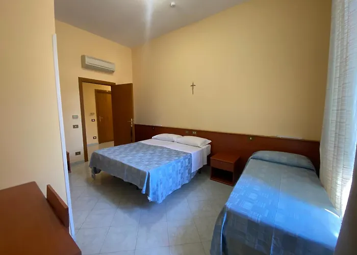 Casa Per Ferie Suore Salesiane Dei Sacri Cuori Oda ve Kahvaltı